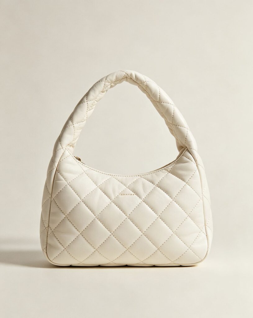 Diamond-shaped handbag